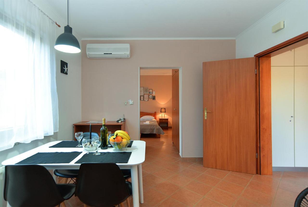 Apartments Marija 1089 Porec Exterior photo