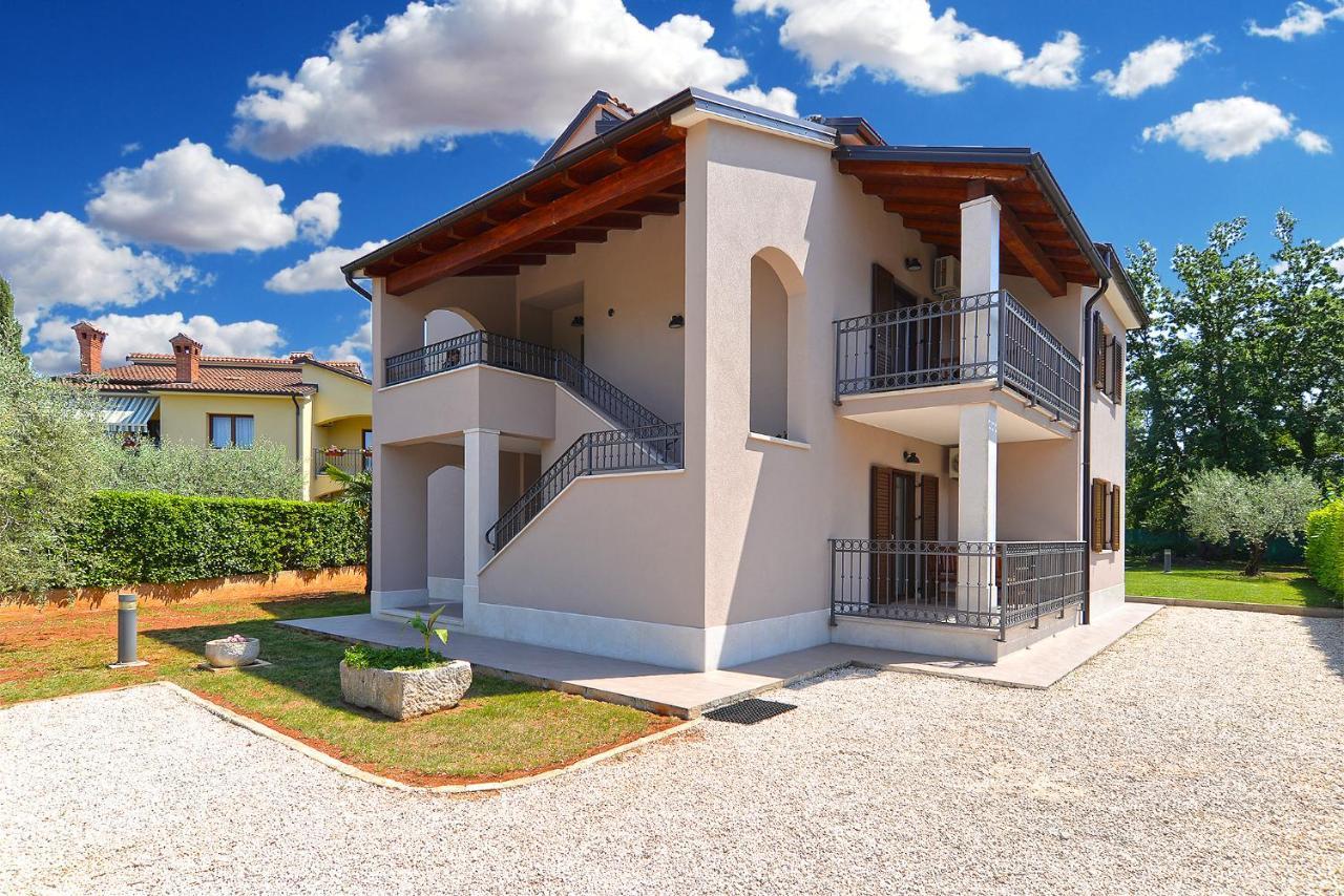 Apartments Marija 1089 Porec Exterior photo